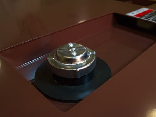 Сварочный генератор Toyo TG-47TBS в кожухе с электростартером